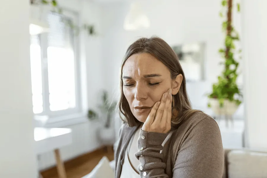 Kieferschmerzen: Ursachen, Symptome und Behandlung durch Physiotherapie